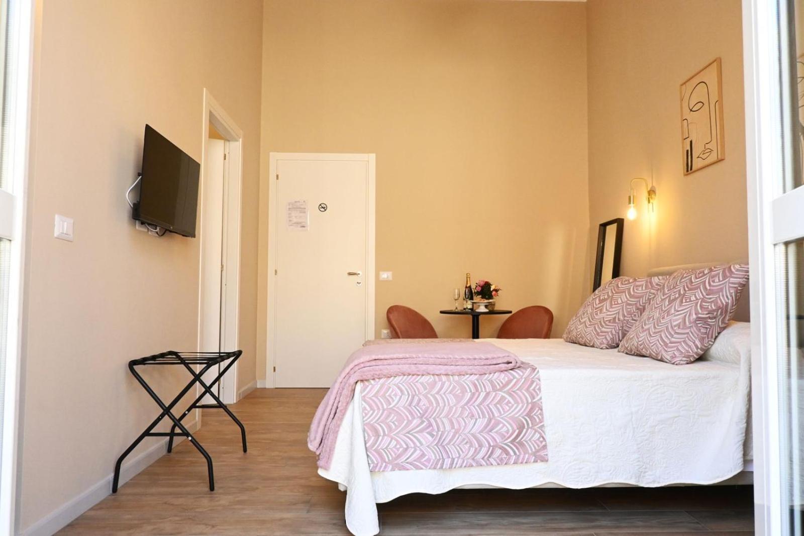 Ta-49 Bed E Breakfast Bed & Breakfast Napoli Bagian luar foto