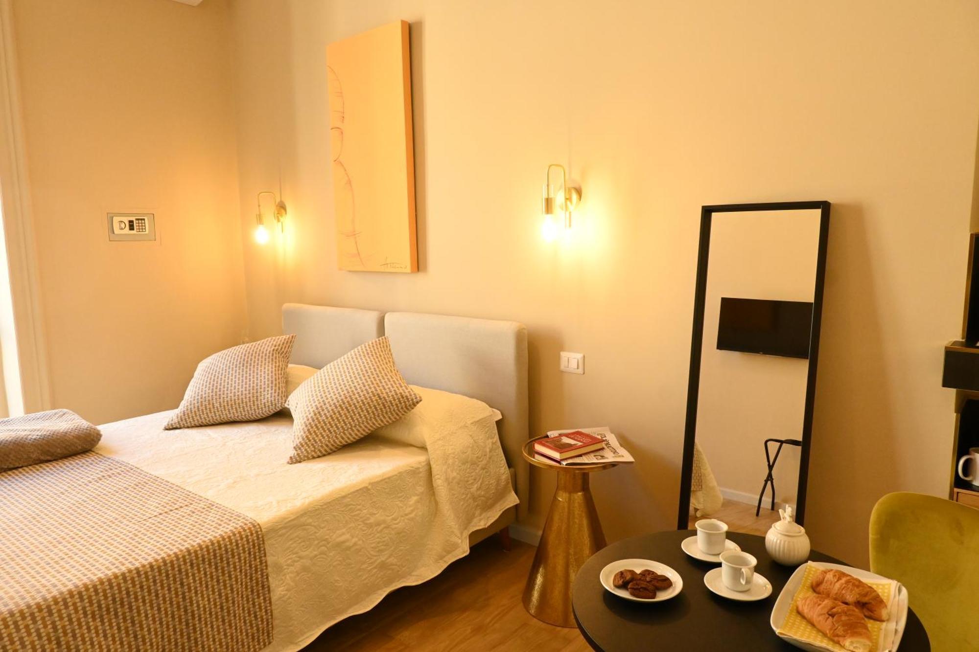 Ta-49 Bed E Breakfast Bed & Breakfast Napoli Bagian luar foto