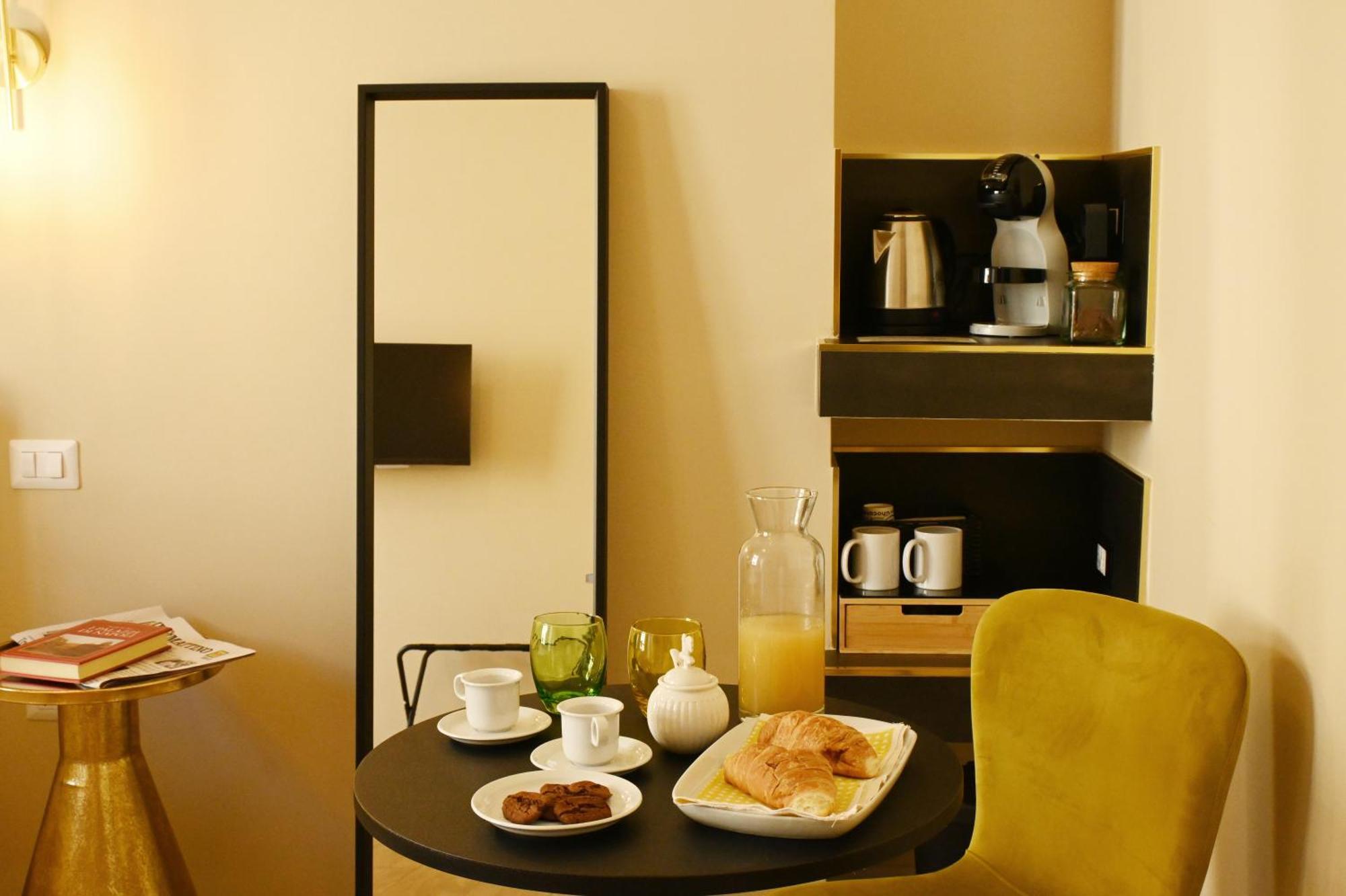 Ta-49 Bed E Breakfast Bed & Breakfast Napoli Bagian luar foto