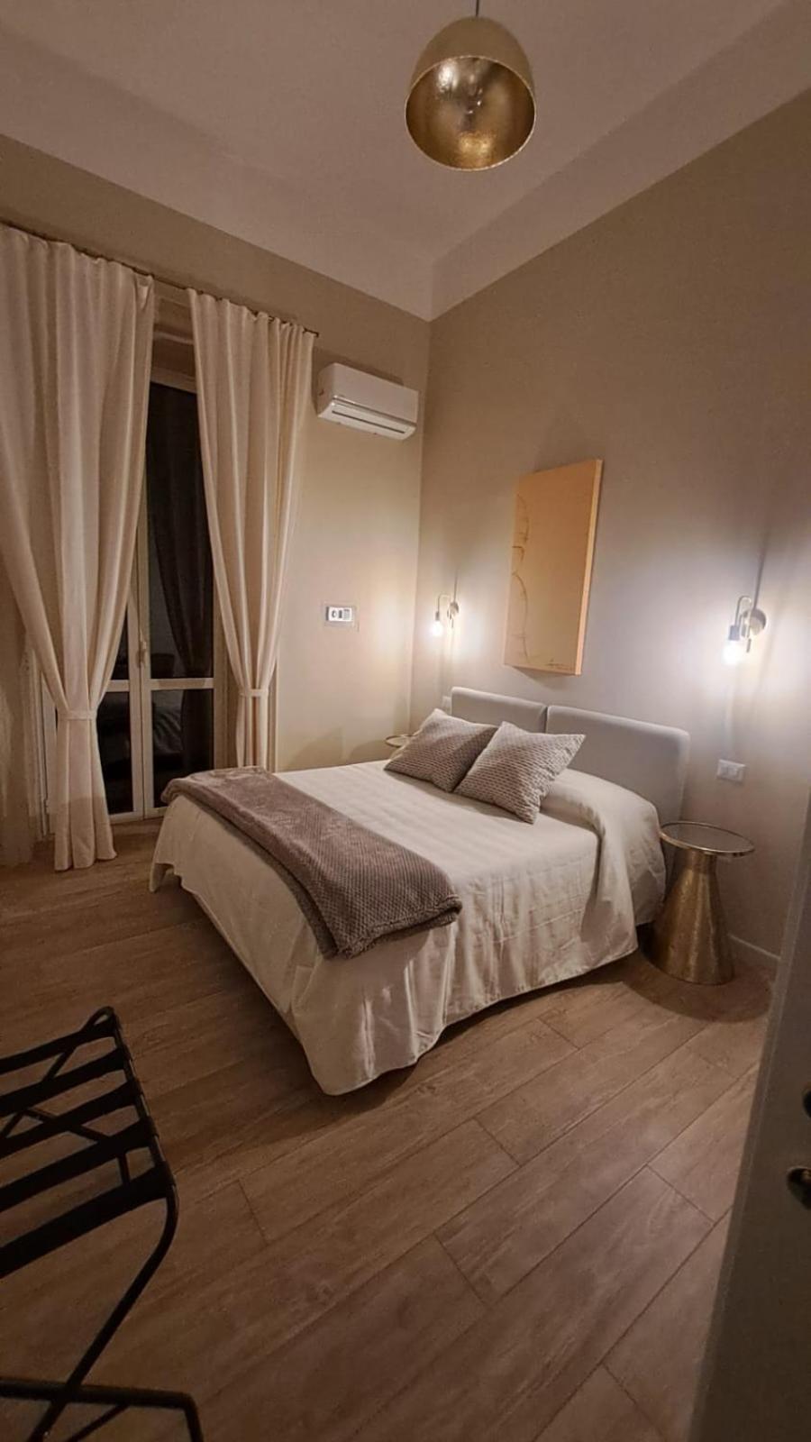 Ta-49 Bed E Breakfast Bed & Breakfast Napoli Bagian luar foto