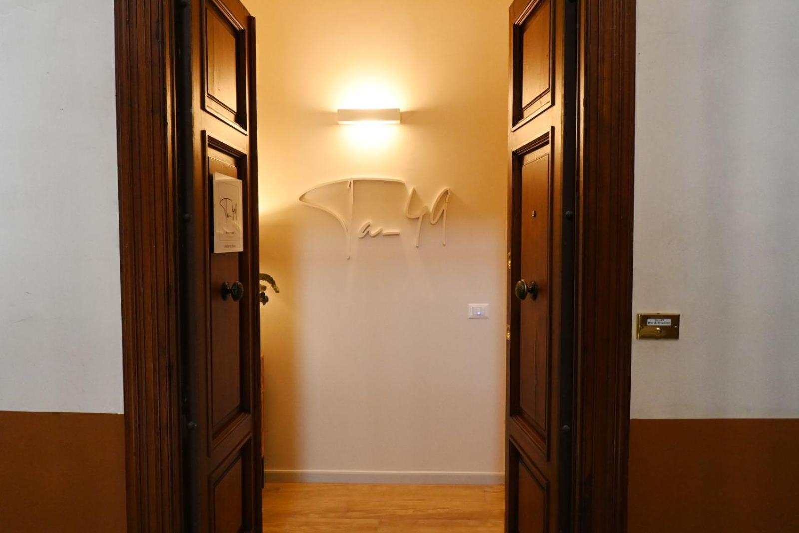 Ta-49 Bed E Breakfast Bed & Breakfast Napoli Bagian luar foto